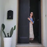 Casa Babylon, Bohemian Getaway