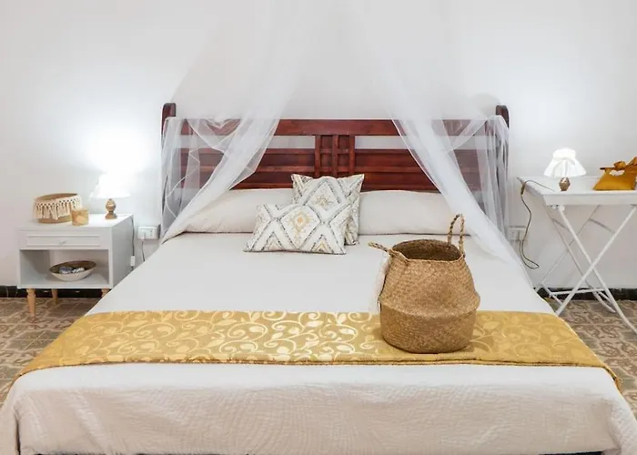 Casa Babylon, Bohemian Getaway *