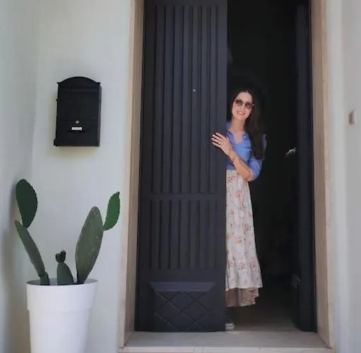 Casa Babylon, Bohemian Getaway