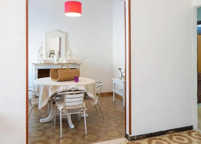 Casa Babylon, Bohemian Getaway Olbia